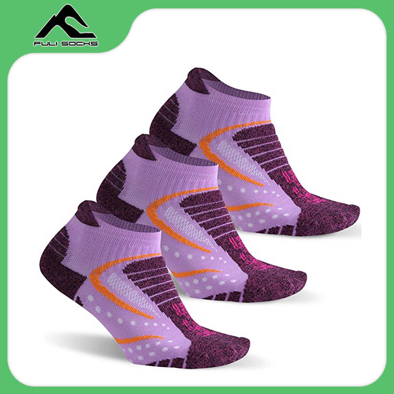What type of sock is best for hiking?